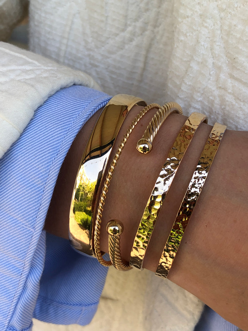 "Twisted Bangle (Thick)"