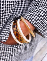"Bracelet thin Resin"